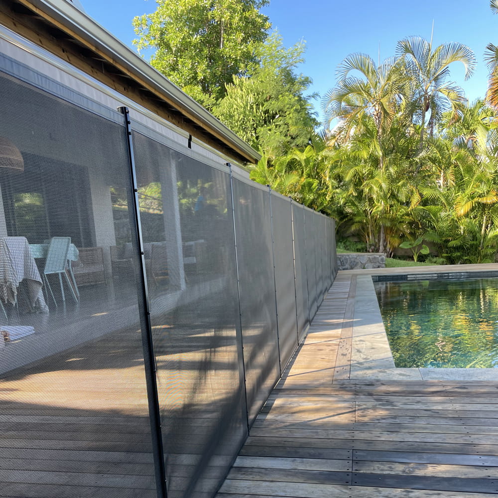barrieres-securite-piscine-Canopy